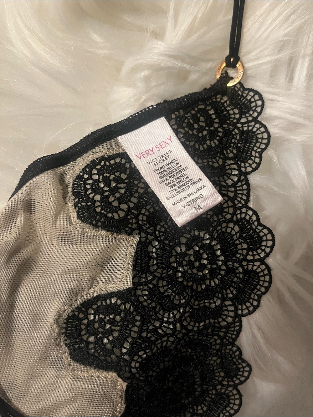 NWOT HTF 2008 Very Sexy V-String Victoria’s Secret Panty Vintage Rare - Picture 3 of 8